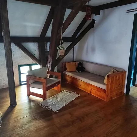 Dum Na Samote U Lesa Apartamento *